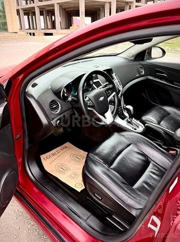 Chevrolet Cruze-10