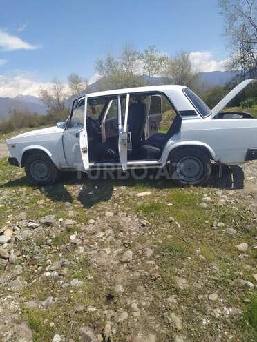 LADA (VAZ) 2107-5