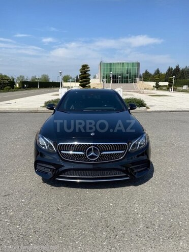 Mercedes E 300-1