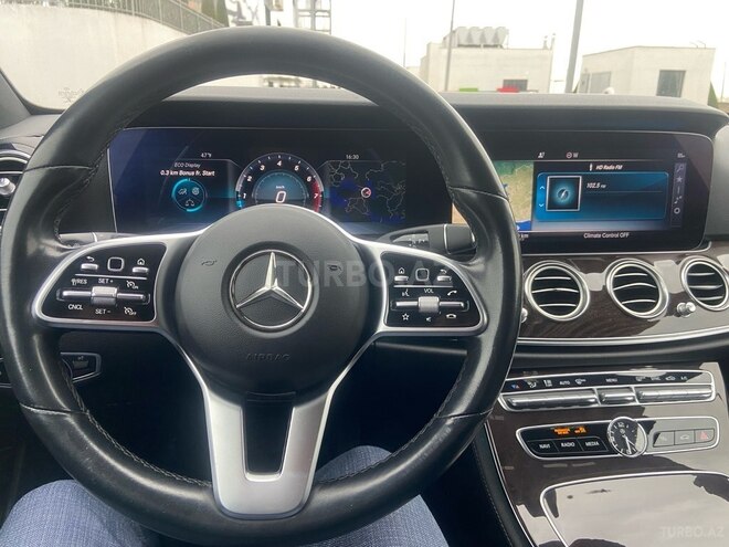 Mercedes E 300-4