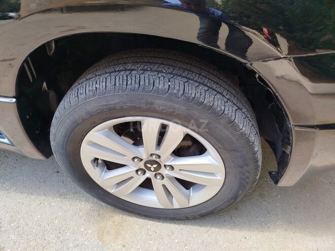 Mitsubishi Outlander-9