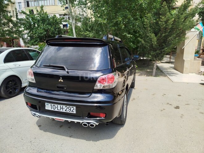 Mitsubishi Outlander-3