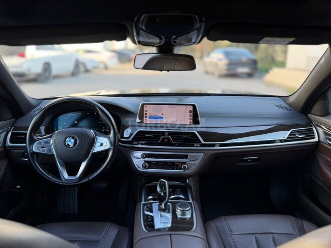 BMW 740-3