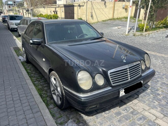 Mercedes E 200-3