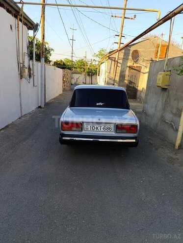 LADA (VAZ) 2107-2