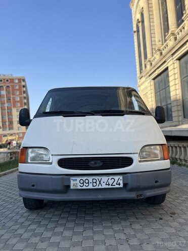 Ford Transit-1