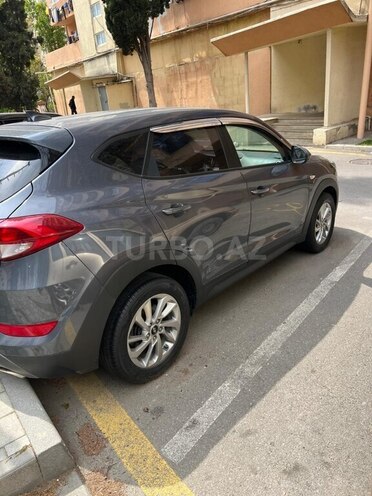 Hyundai Tucson-5
