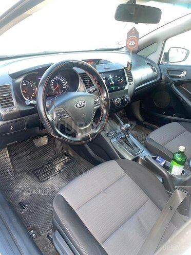 Kia Cerato-8