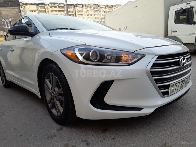 Hyundai Elantra-7
