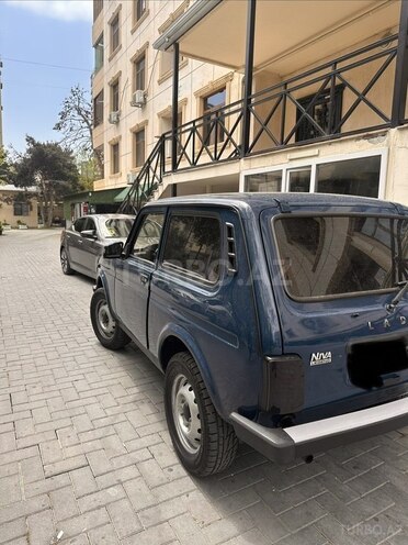 LADA (VAZ) Niva-2
