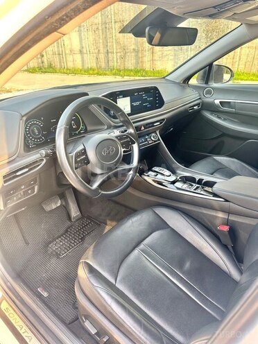 Hyundai Sonata-10