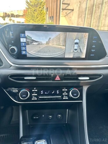 Hyundai Sonata-13
