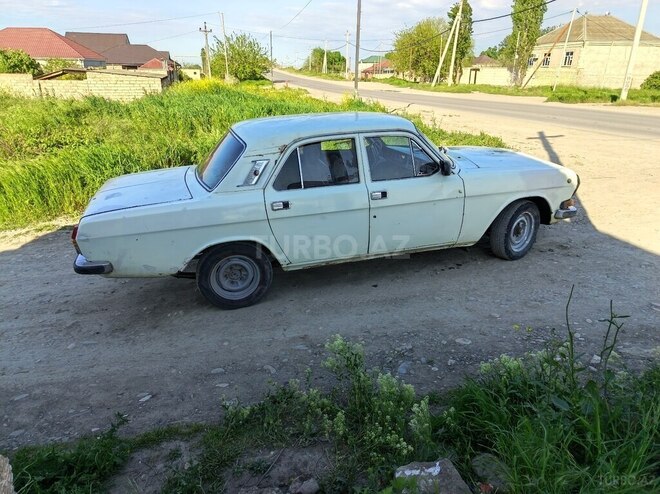 GAZ 24 "Volga"-7