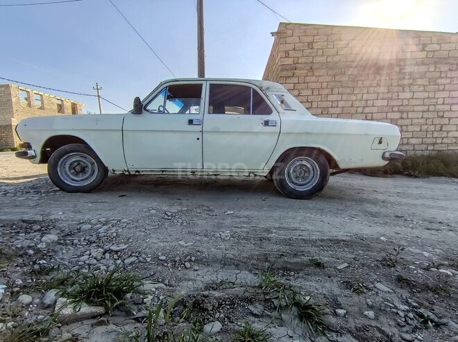 GAZ 24 "Volga"-8