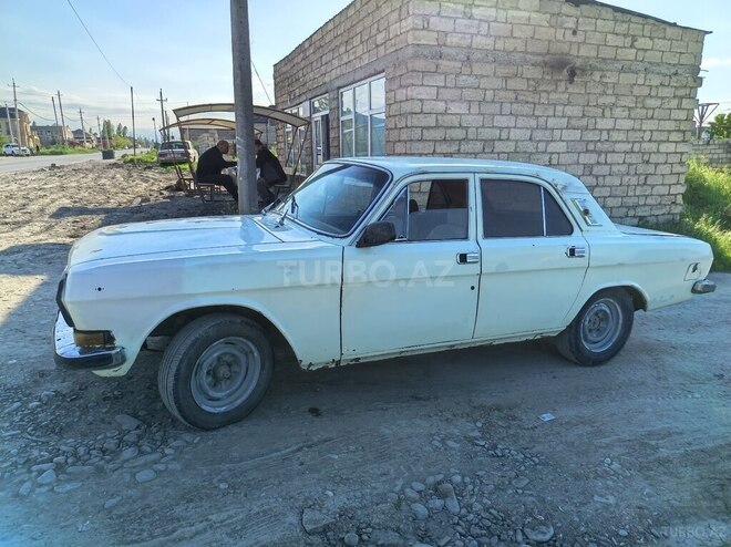 GAZ 24 "Volga"-15