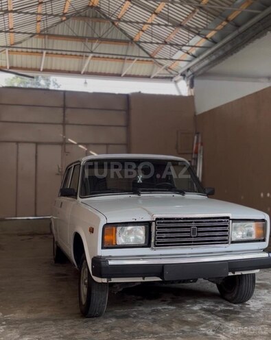 LADA (VAZ) 2107-1