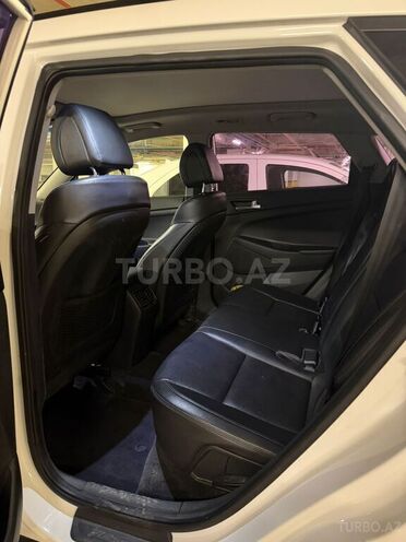 Hyundai Tucson-14