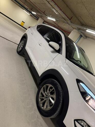 Hyundai Tucson-5