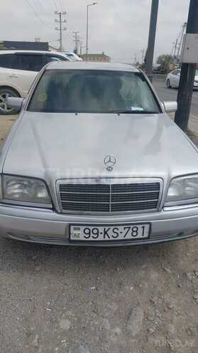 Mercedes C 200-1