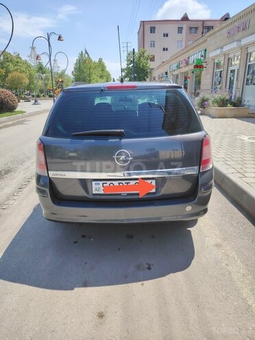 Opel Astra-2