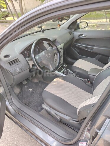 Opel Astra-7