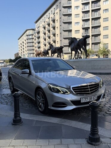 Mercedes E 200 2013, 220,097 km - 2.1 l - Bakı