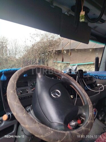 Mercedes Atego 1218-7