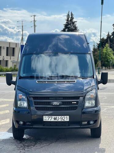 Ford Transit-1