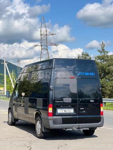 Ford Transit-2