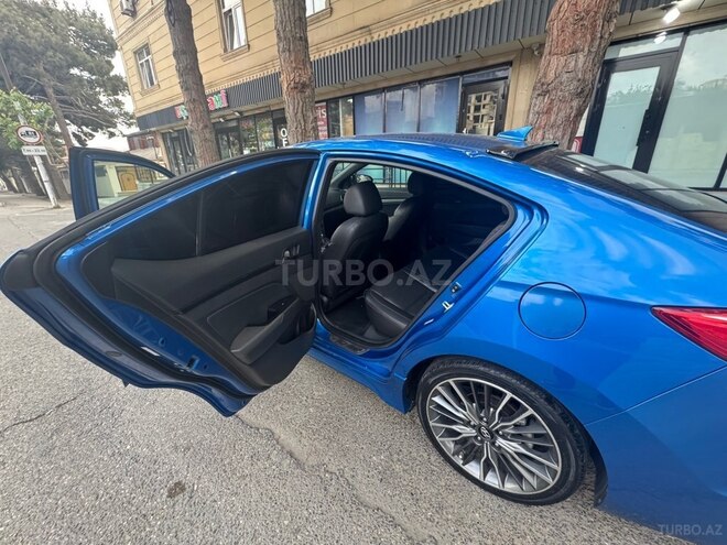 Hyundai Elantra-6