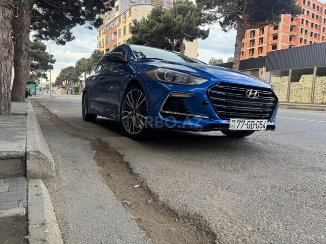 Hyundai Elantra-14