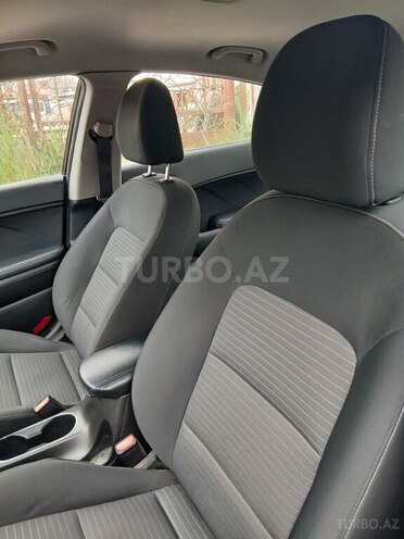 Kia Cerato-7