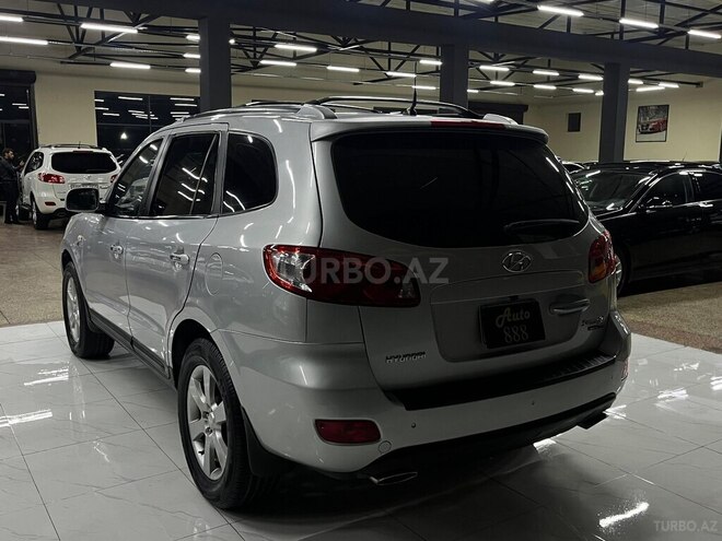 Hyundai Santa Fe-2