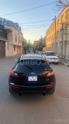 Infiniti FX35-11