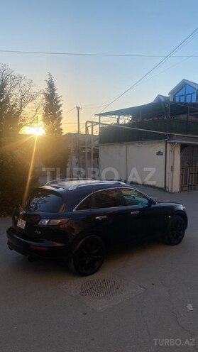 Infiniti FX35-10