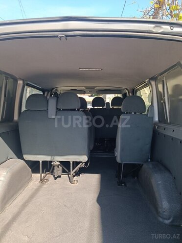 Ford Transit-3