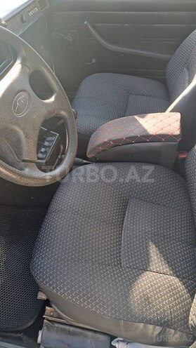 LADA (VAZ) 2107-8
