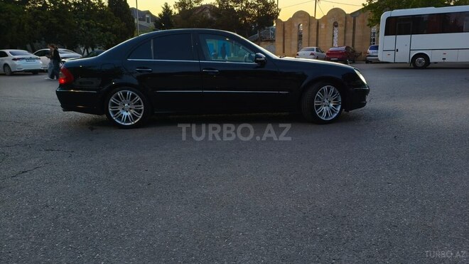 Mercedes E 220-7