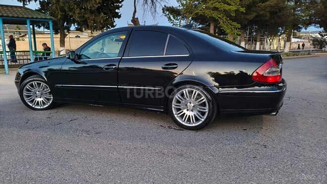 Mercedes E 220-5