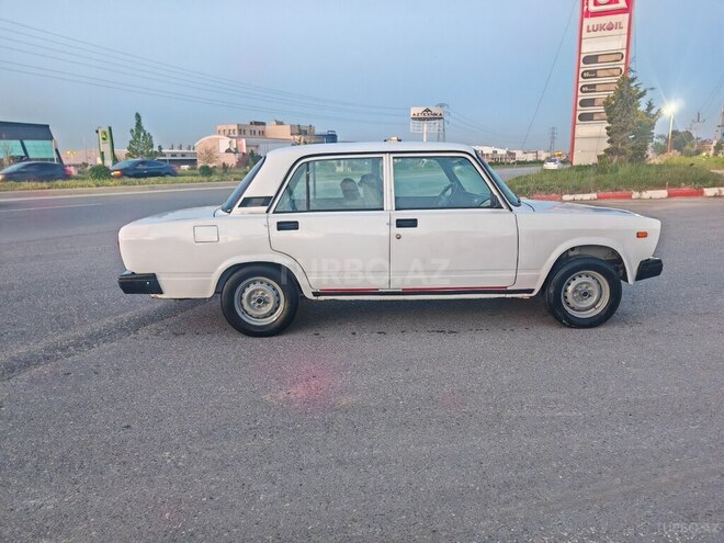 LADA (VAZ) 2107-8