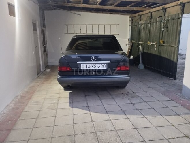 Mercedes E 220-19