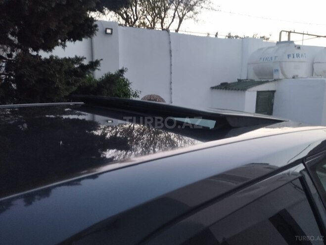 Mercedes E 220-13