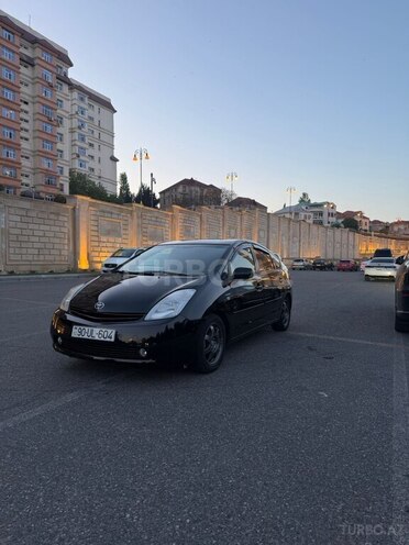 Toyota Prius-3