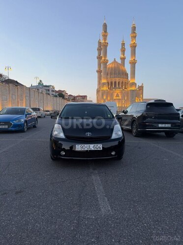 Toyota Prius-1