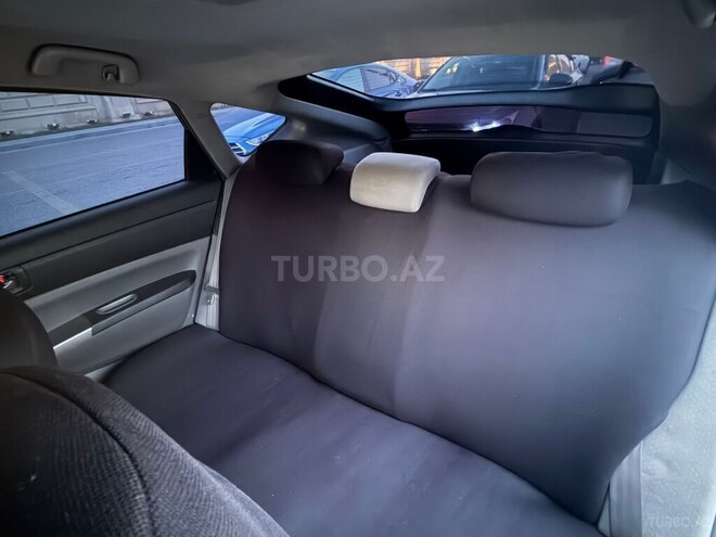 Toyota Prius-12