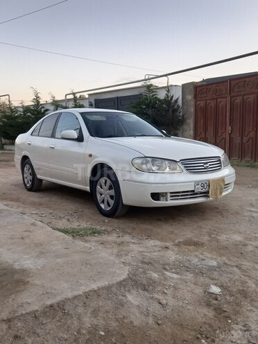 Nissan Sunny-2