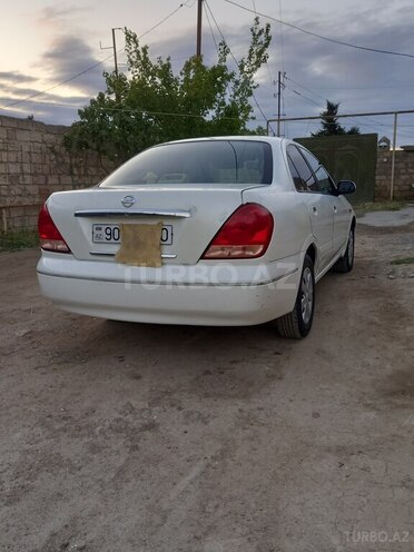 Nissan Sunny-3