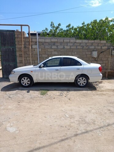 Nissan Sunny-7