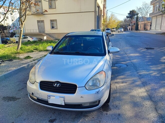 Hyundai Verna-1