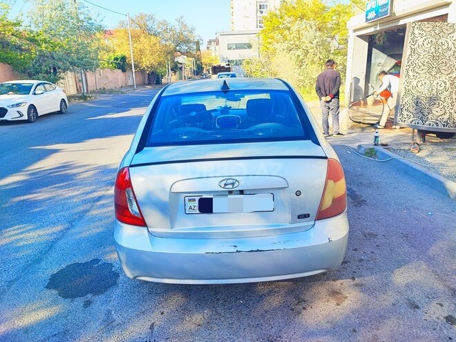 Hyundai Verna-3
